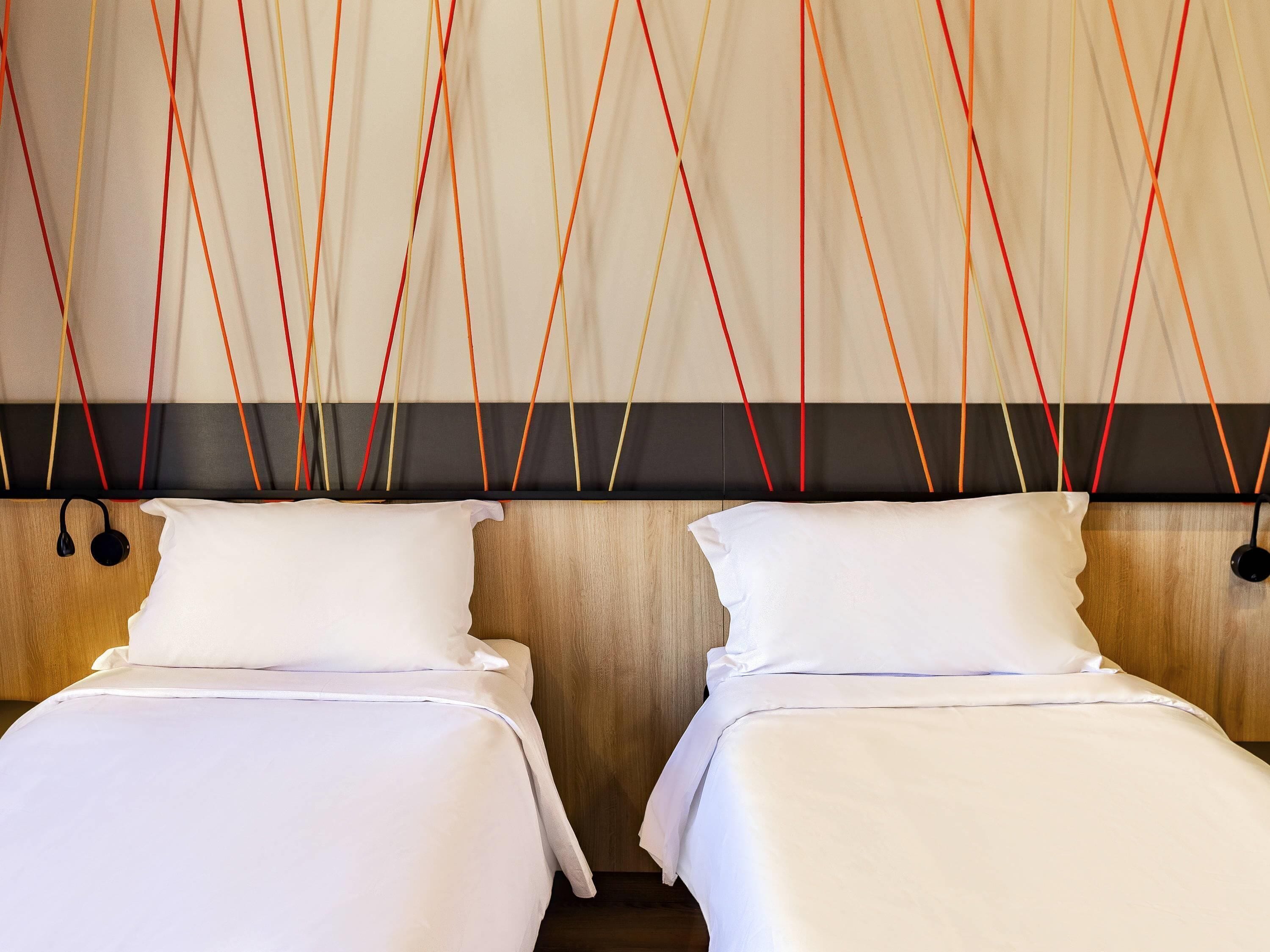 standard apartment, 2 single beds | minibar, desk, blackout curtains, soundproofing