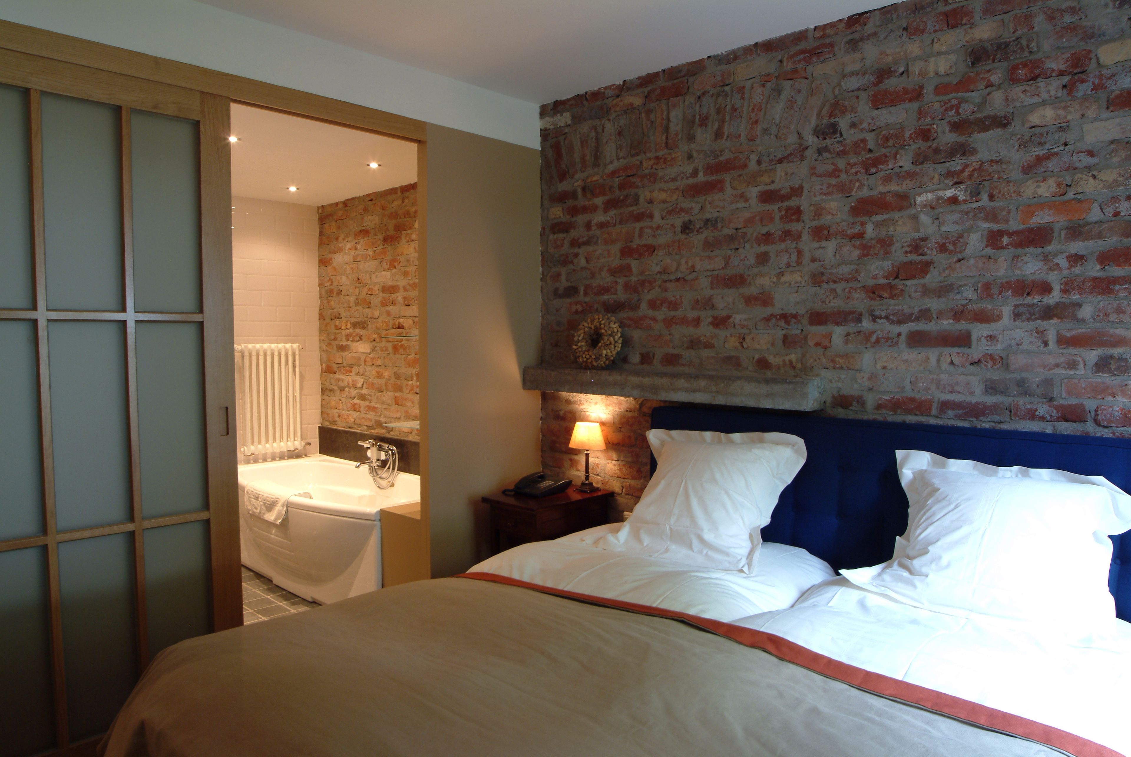 standard double room | minibar, in-room safe, desk, soundproofing