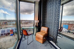 In-room safe, individually furnished, desk, laptop workspace - DoubleTree by Hilton Hotel Amsterdam - NDSM Wharf (Amsterdam)
