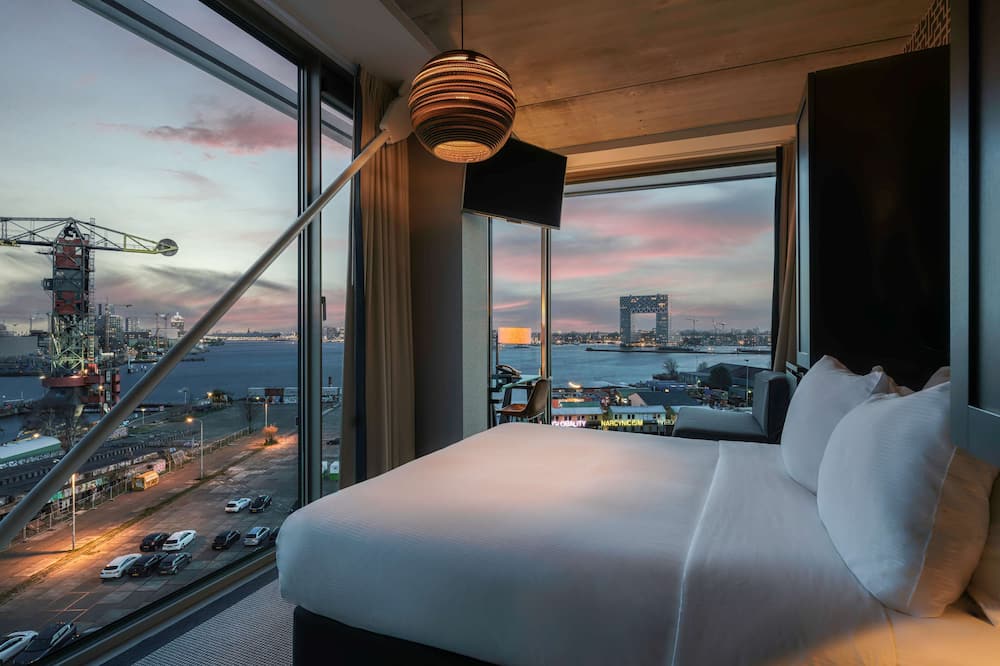 DoubleTree by Hilton Hotel Amsterdam - NDSM Wharf