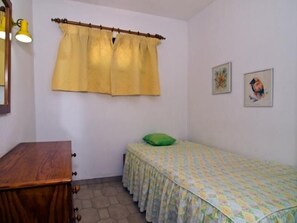 Apartment, 2 Bedrooms | In-room safe, cots/infant beds, rollaway beds, free WiFi - Rainha D. Leonor (Albufeira)