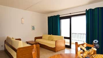 Studio, Sea View | Living room | TV
