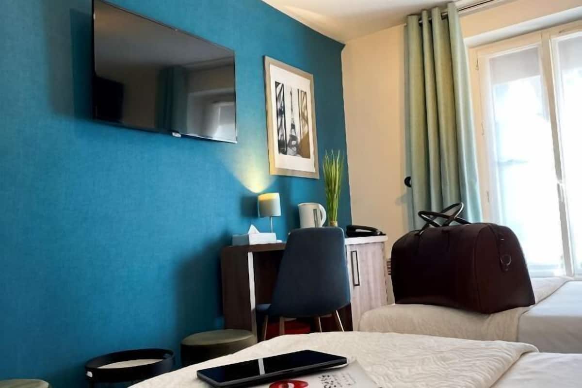 Caja de seguridad en la habitación, escritorio y insonorización