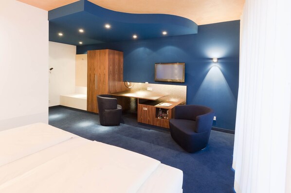 1 bedroom, premium bedding, in-room safe, individually decorated