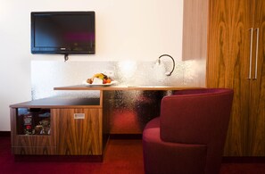 1 bedroom, premium bedding, in-room safe, individually decorated