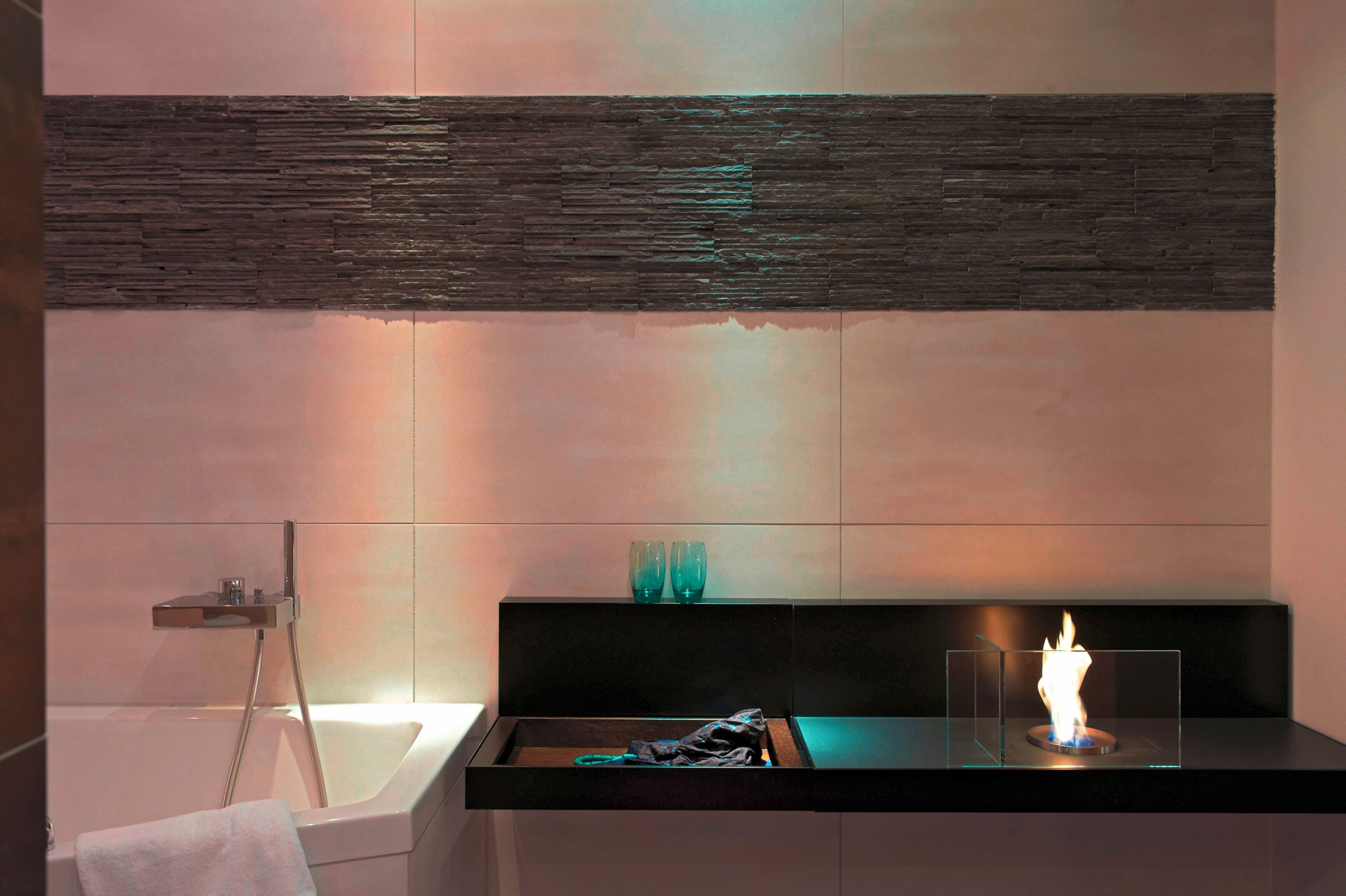 junior suite, garden view (landhaus) | bathroom | free toiletries, hair dryer, bathrobes, slippers