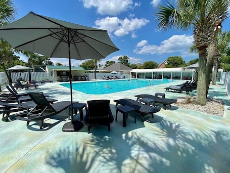 Seasonal outdoor pool