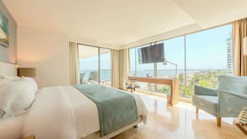 Suite, 2 Bedrooms, Non Smoking, Ocean View (1 Queenbed)