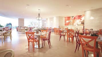 Breakfast, lunch, dinner served; Caribbean cuisine