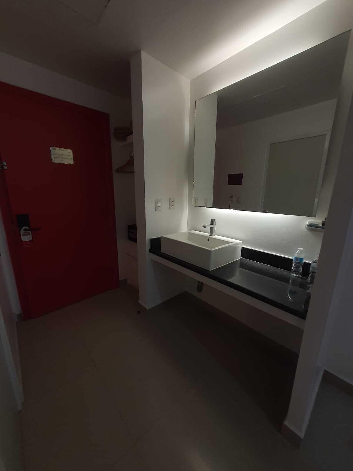 shower, free toiletries, towels, soap