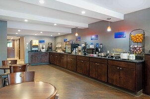 Café da manhã continental grátis todos os dias