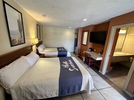 Premium bedding, memory foam beds, iron/ironing board, free WiFi