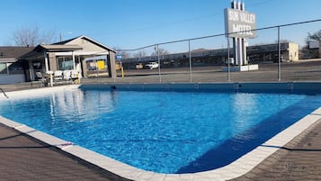 Outdoor pool, pool loungers