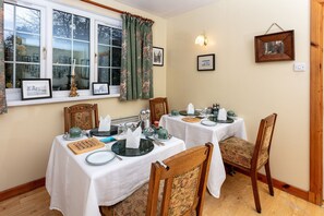 Dining - Creagan Guest House (Ullapool)
