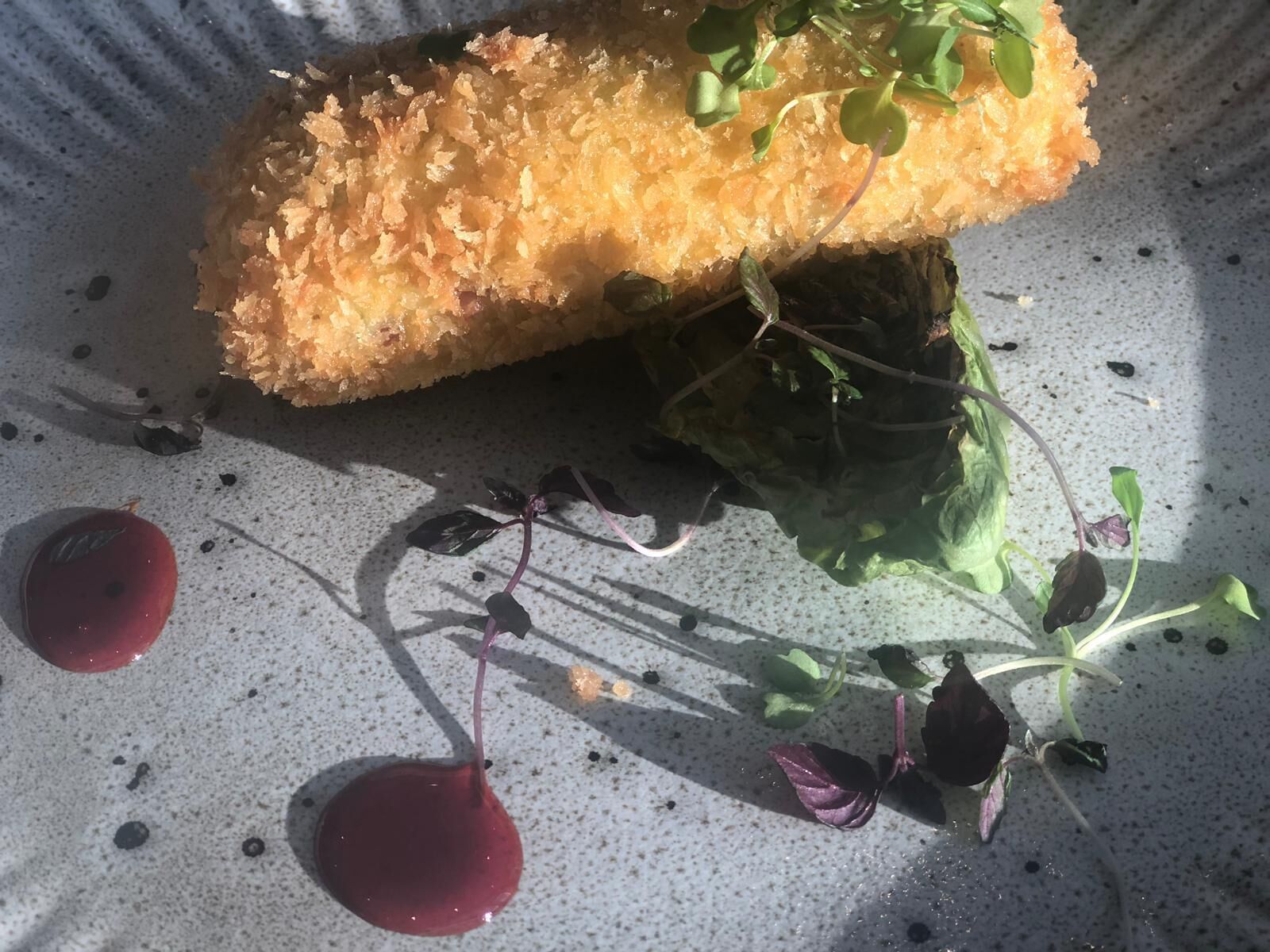 breakfast and dinner served