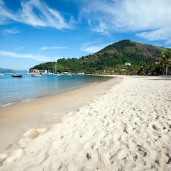 Private beach, white sand, beach towels, beach volleyball
