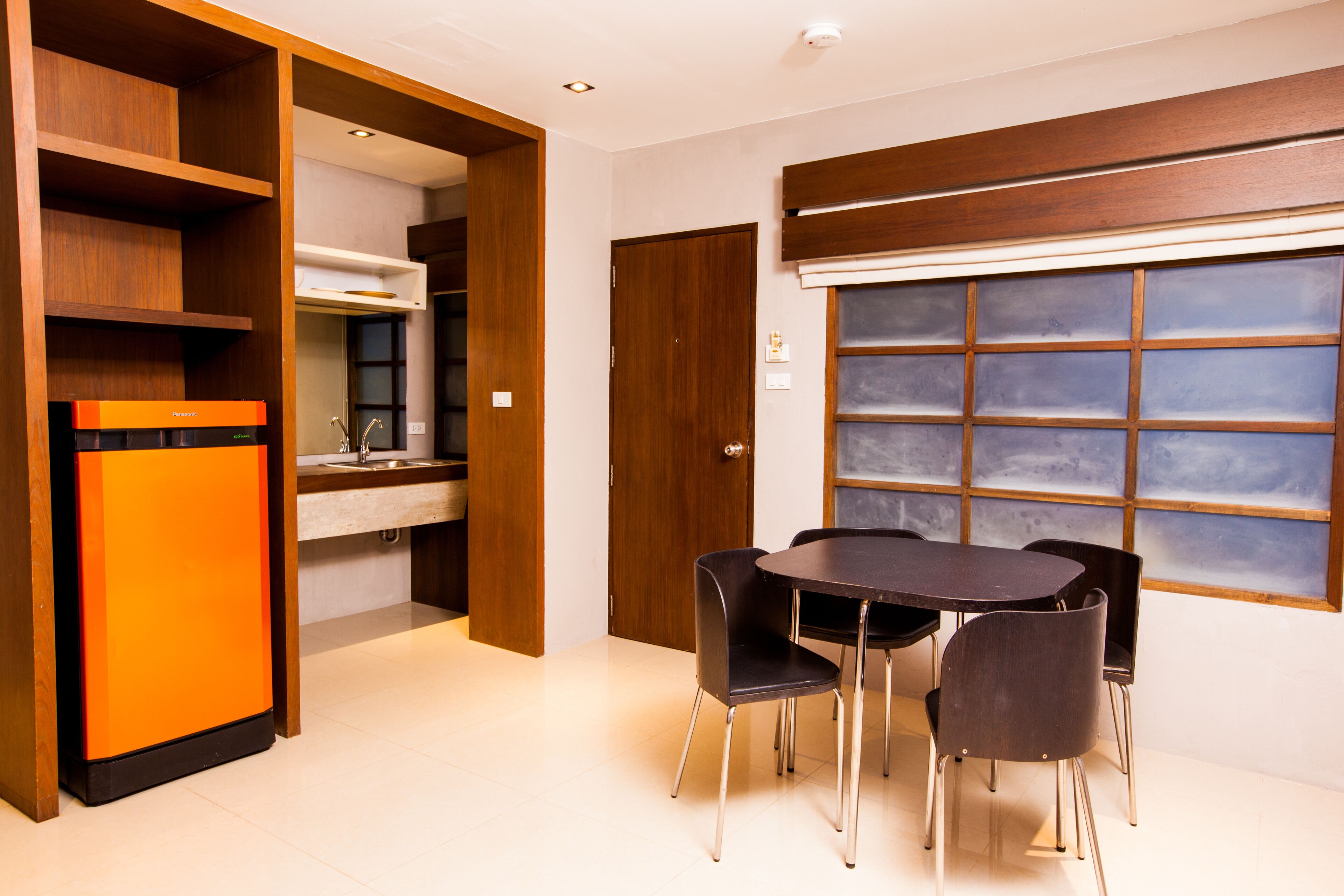 family room | living area | lcd tv, dvd player, ipod dock