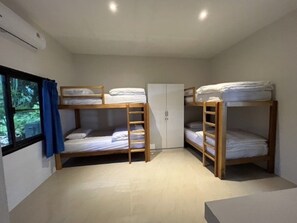 1 habitación y ropa de cama