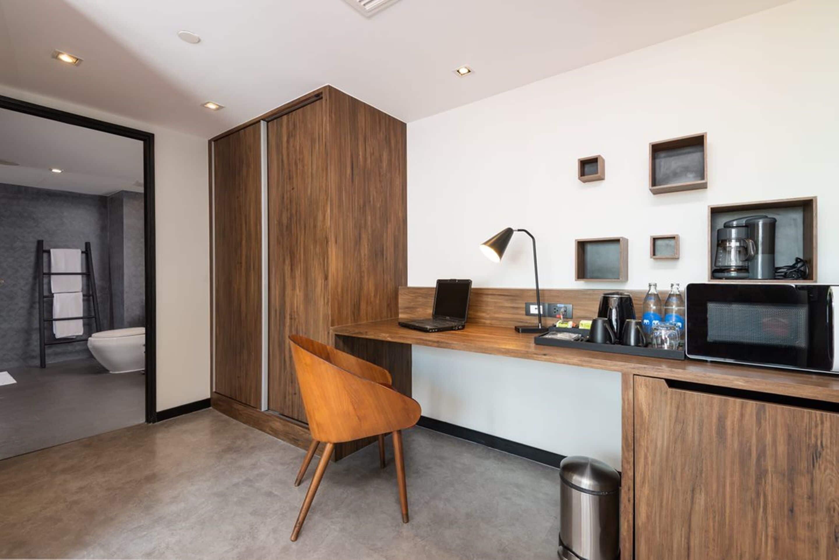 junior room | living area | books