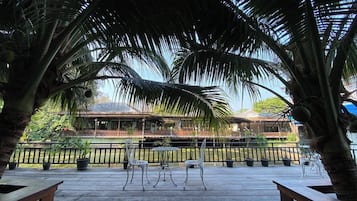Rim Khlong | Terrace/patio