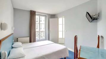 Classic-Zweibettzimmer | Zimmersafe, Schreibtisch, kostenloses WLAN