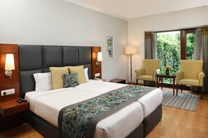 Minibar, in-room safe, desk, soundproofing