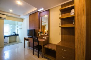 Habitación estándar, balcón, vista a la ciudad | Vista desde la habitación