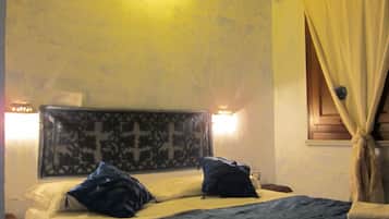 Phòng đôi | Bộ đồ giường cao cấp, trang trí khác biệt