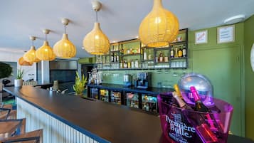 Bar (en la propiedad)