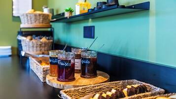 Daily continental breakfast for a fee