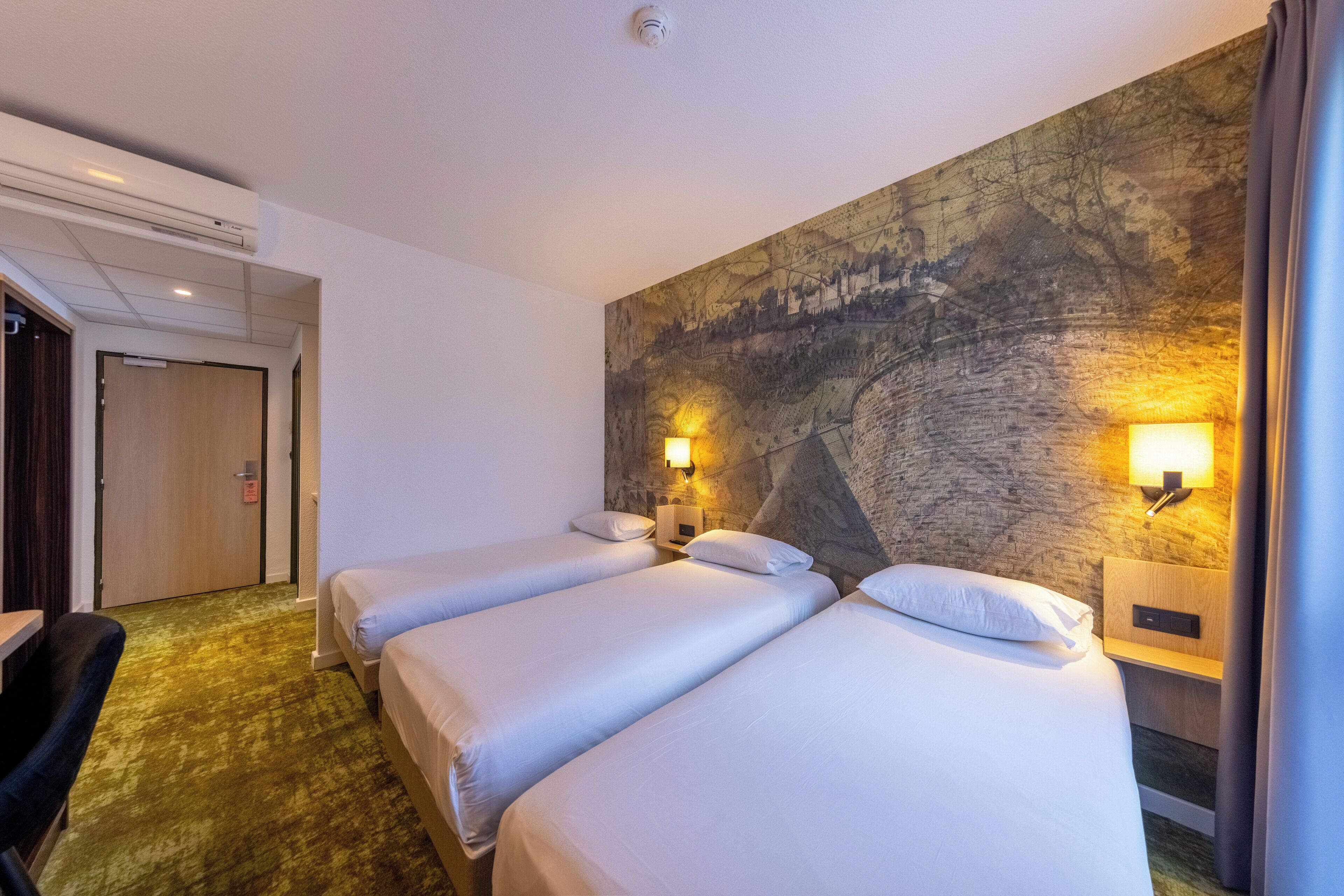 Standard Triple Room (3 Beds)