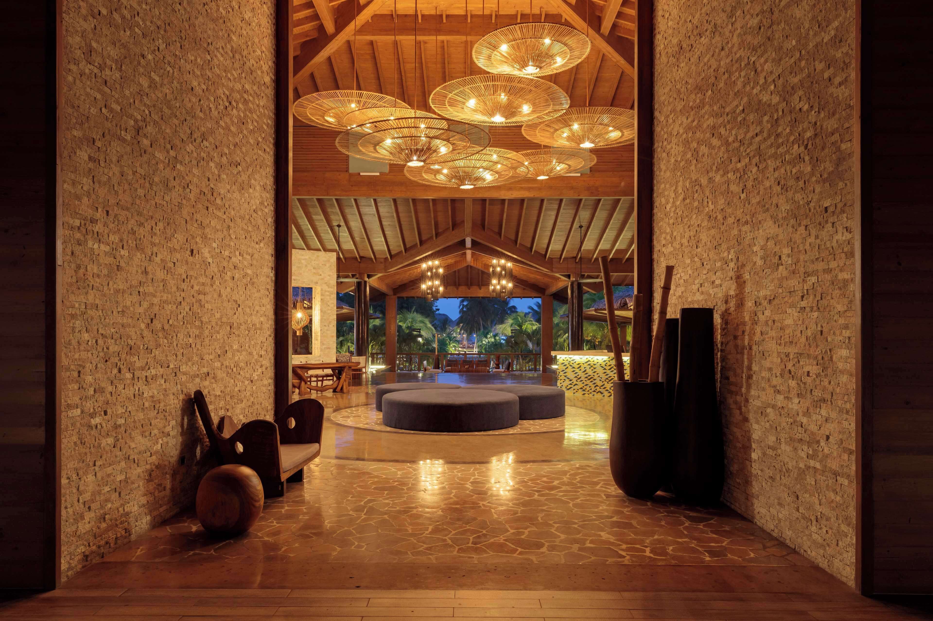 breakfast and lunch served