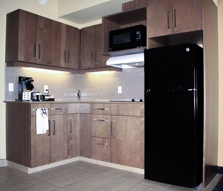 Best Western Plus Winnipeg West - Image 3