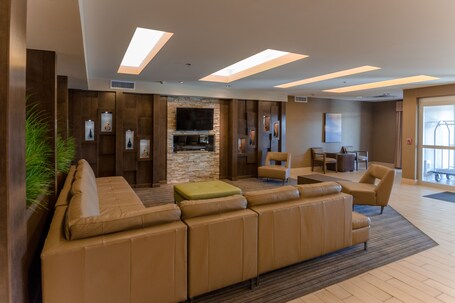 Best Western Plus Winnipeg West - Image 6