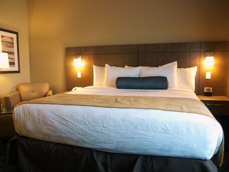 Best Western Plus Winnipeg West - Image 4
