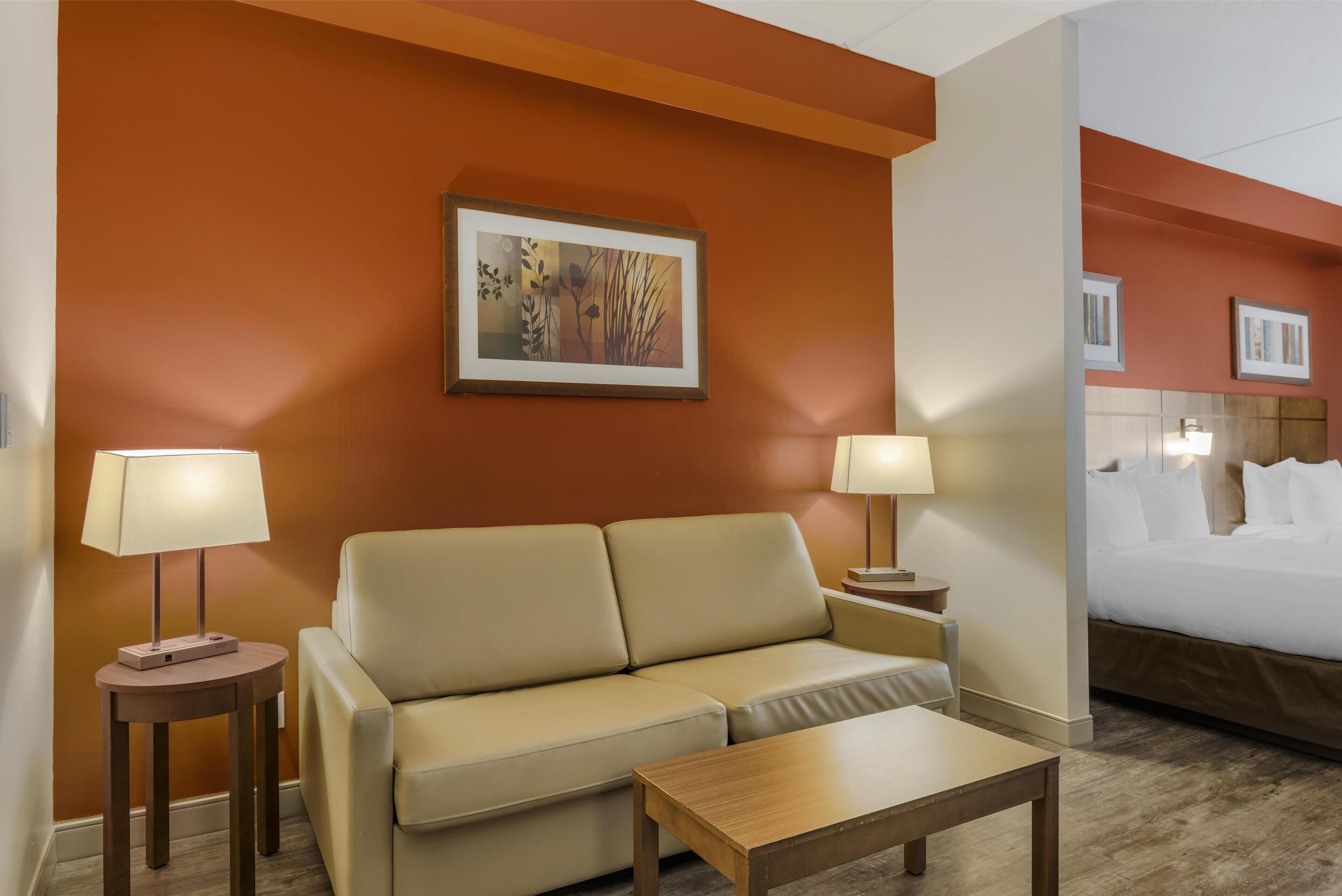 suite, 2 queen beds, non smoking, refrigerator & microwave (with sofabed) | 1 bedroom, egyptian cotton sheets, premium bedding, down duvets