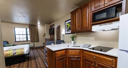 Extended Stay Airport