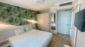 Suite Room | 迷你吧、客房内保险箱、免费 WiFi