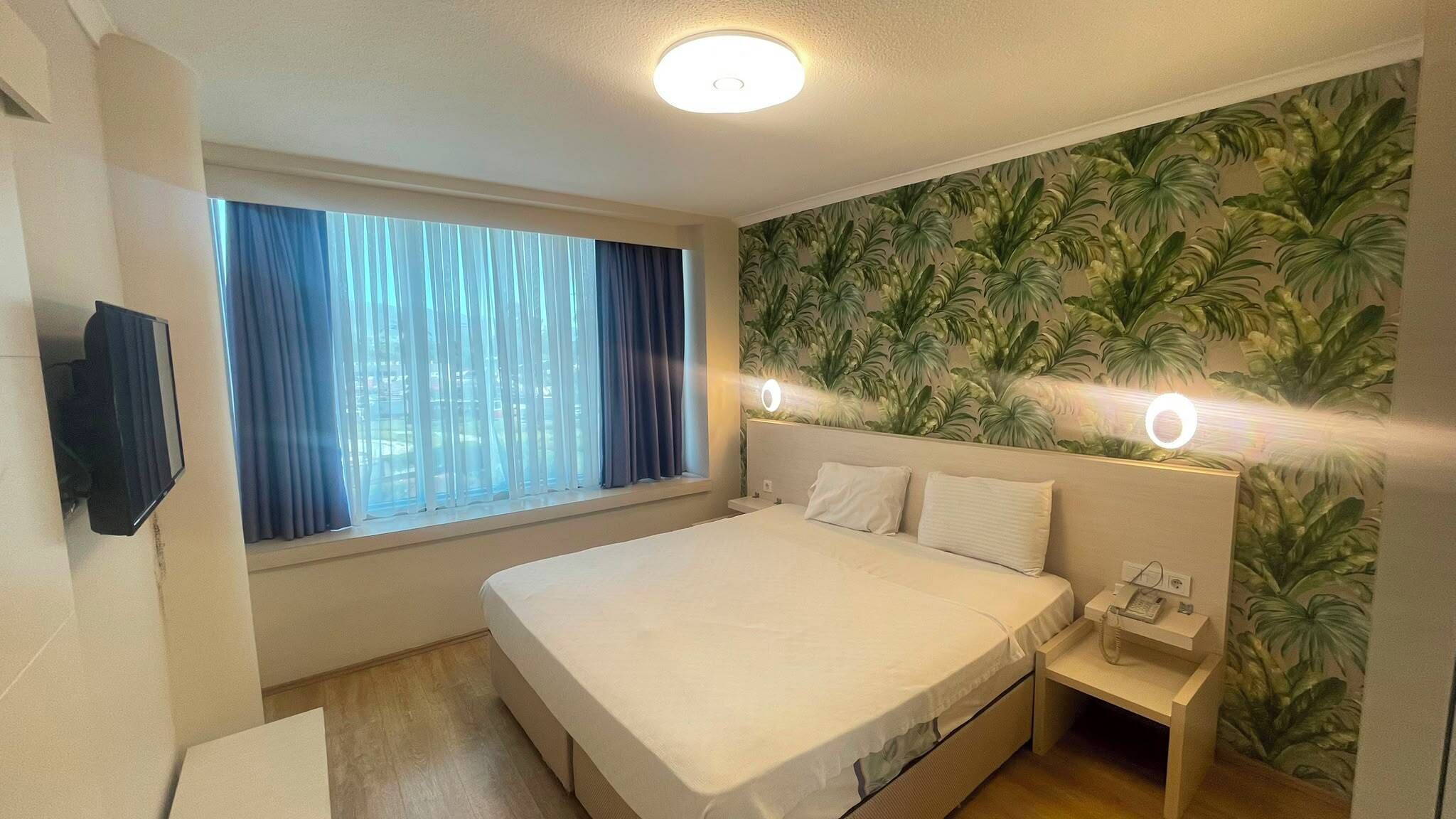Suite Room  | Minibar, in-room safe, free WiFi