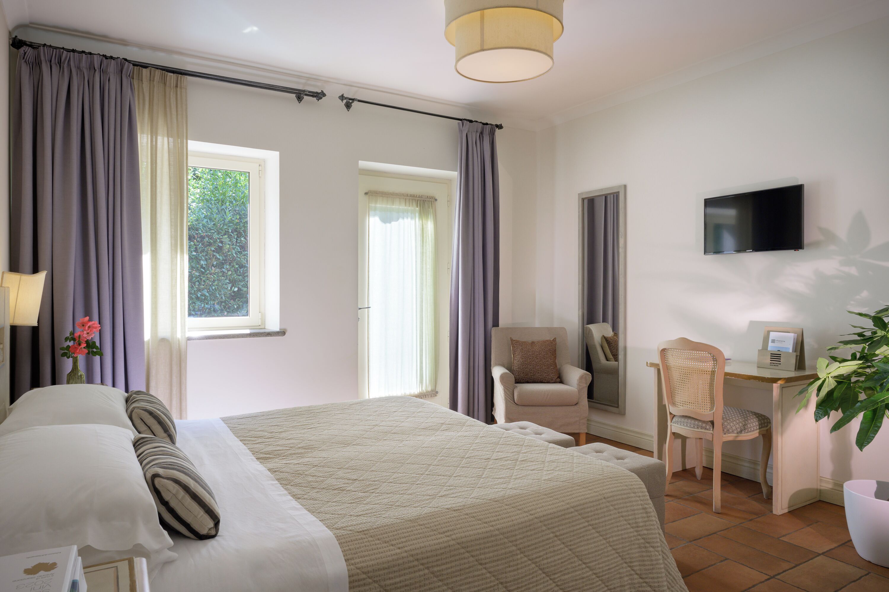 Literie de qualité supérieure, minibar, coffres-forts dans les chambres