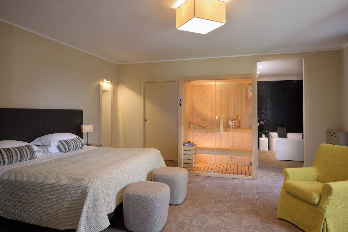 Wellness Suite Executive Panoramic, Annex Building | เครื่องนอนระดับพรีเมียม, มินิบาร์, ตู้นิรภัยในห้องพัก, โต๊ะทำงาน
