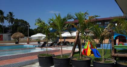 Express Inn Coronado Hotel & Camping