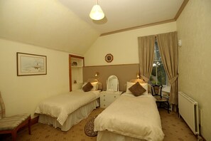 Room - Sonnhalde Guest House (Kingussie)