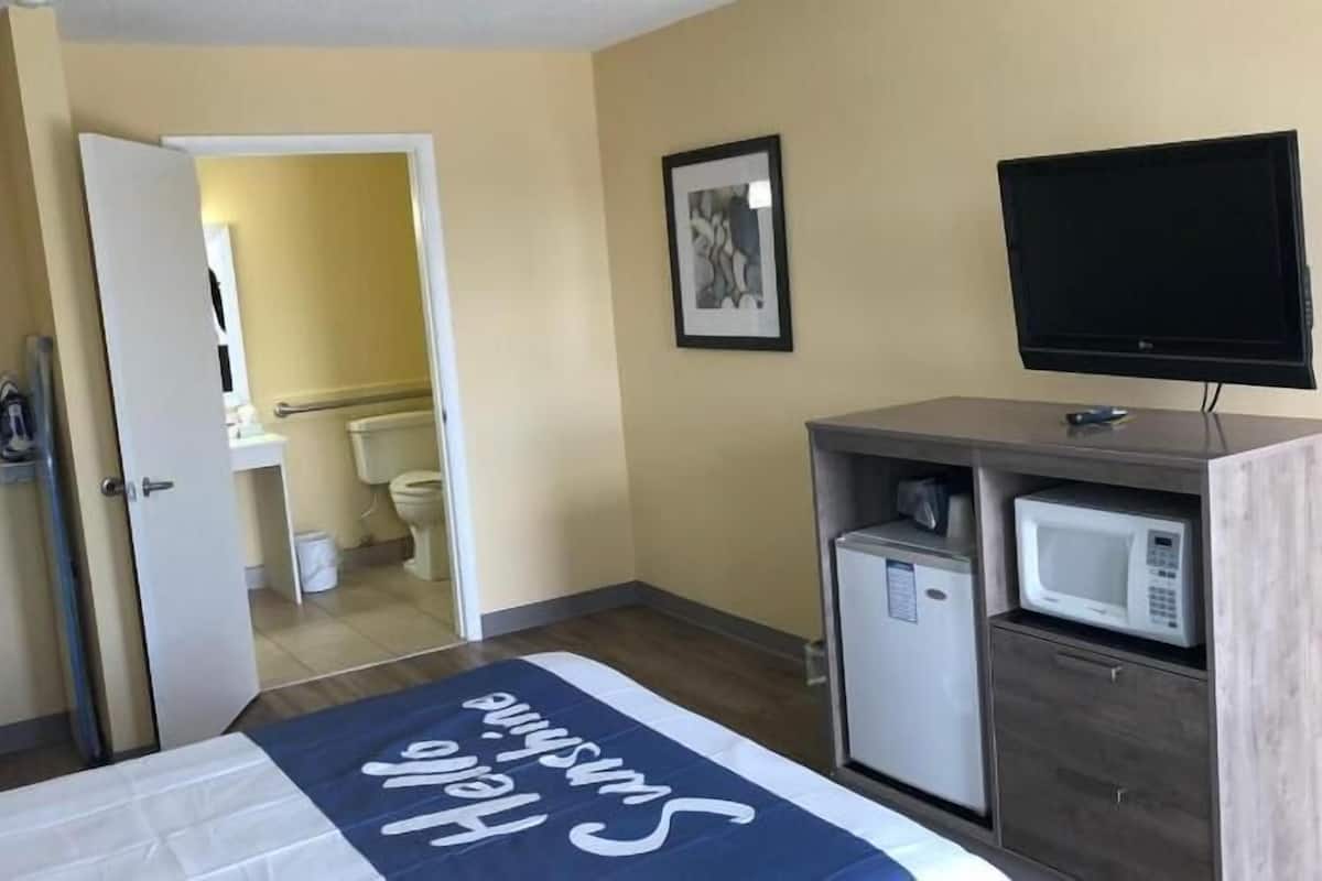 Camas Select Comfort, muebles diferentes y escritorio