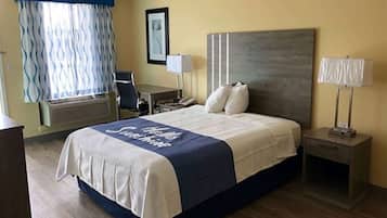 Camas Select Comfort, escritorio y cortinas blackout