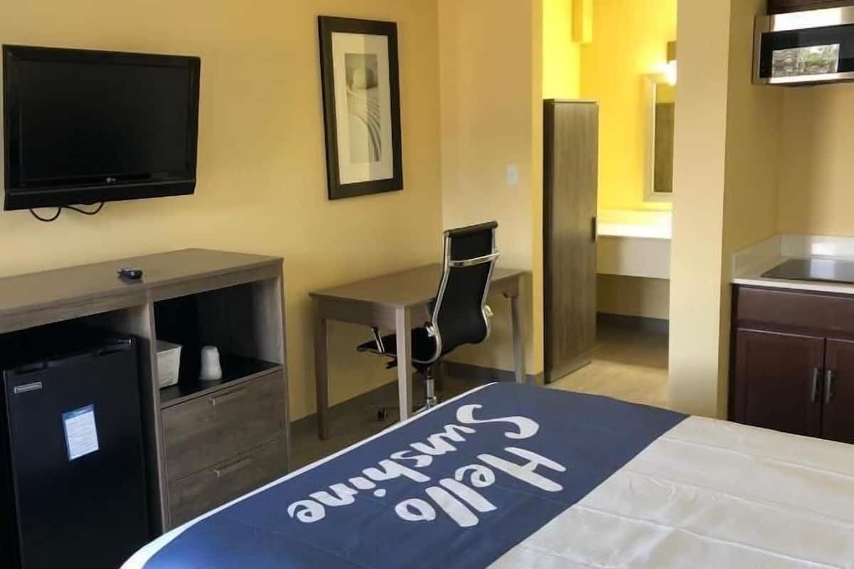 Camas Select Comfort, muebles diferentes y escritorio