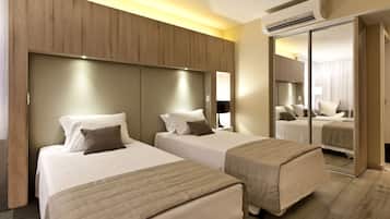 Quarto Superior Twin- Não Fumante | 迷你吧、客房內保險箱、書桌、遮光布/窗簾