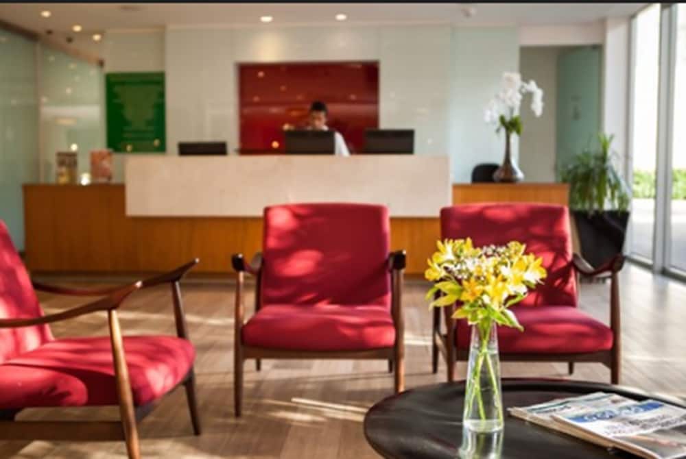 eSuites Savassi Toscanini by null