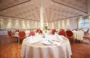 3 restaurants, African cuisine