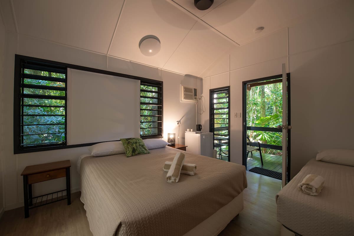 ribbon cabin | hypo-allergenic bedding, bed sheets